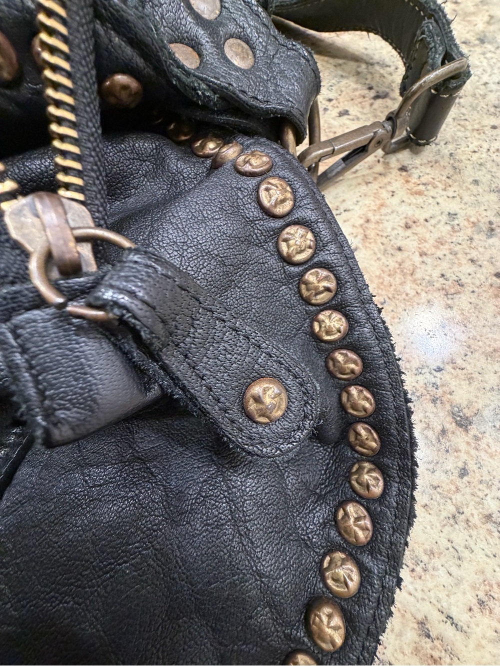 Civivo 93  Black Leather Shoulder Bag Made in Italy with Antique Gold Studs - Picture 6 of 12